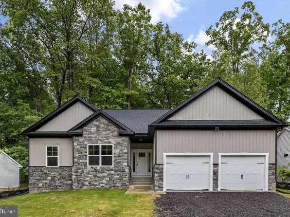 1109 Lakeview Pkwy, Locust Grove, VA 22508