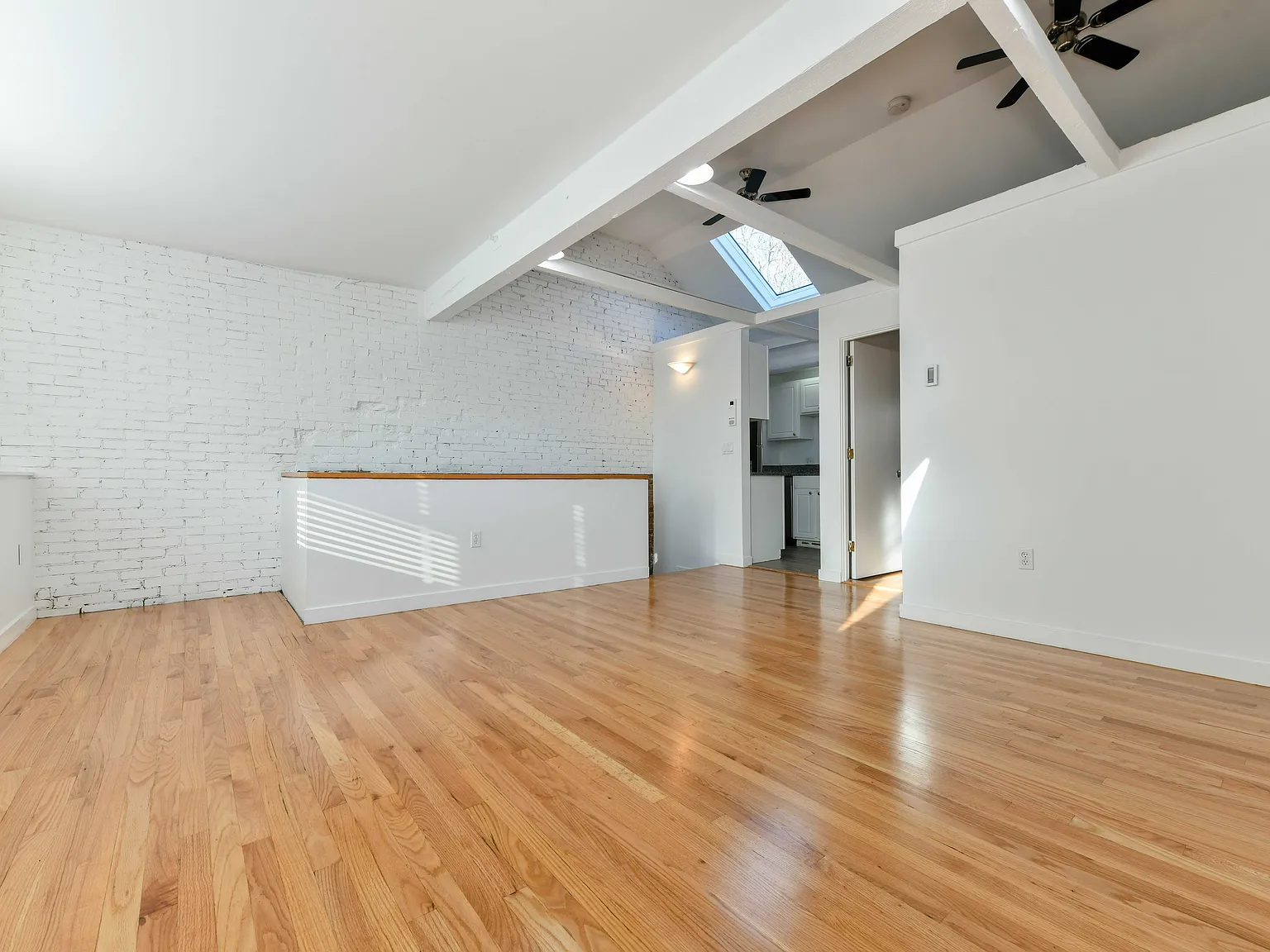 1 bed, 1.0 bath, 671 sqft, $2,850 — Photo 4