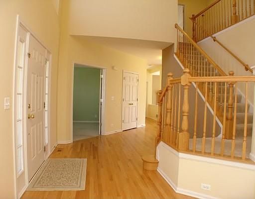 3rd image of 7413 Clarewood Ln