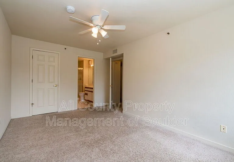 33 S Boulder Cir #209 — Photo 12