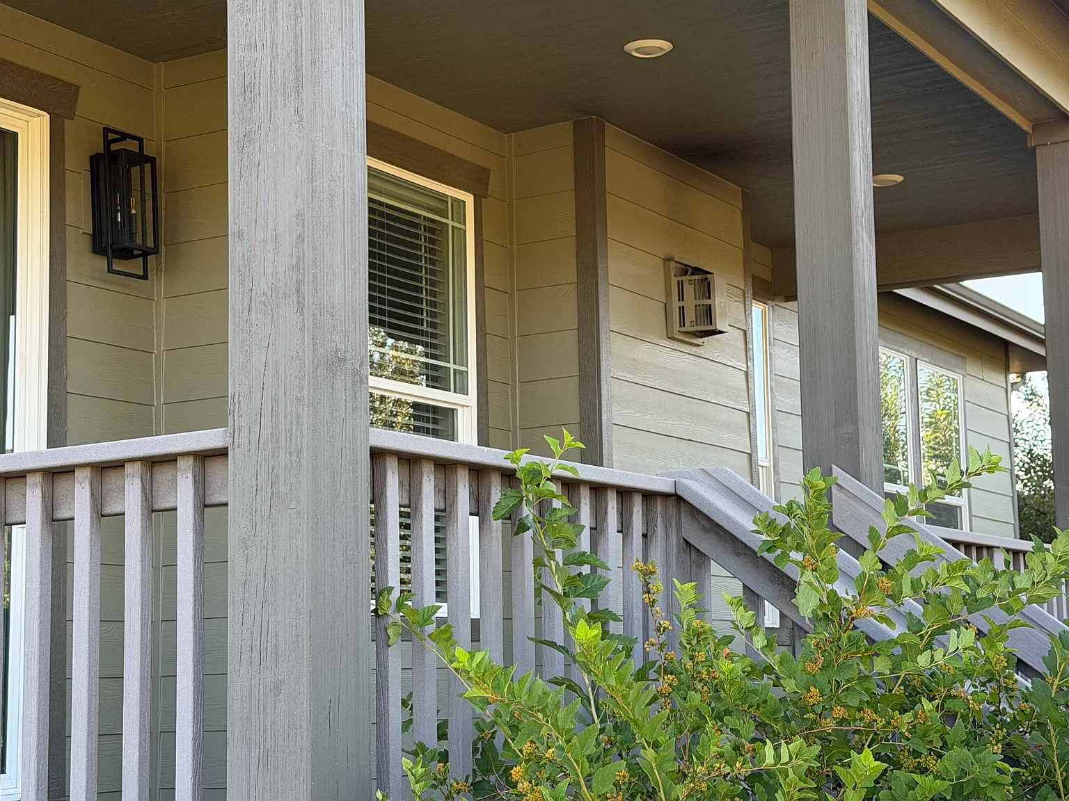 4 bed, 2646 sqft, $4,000 — Photo 4