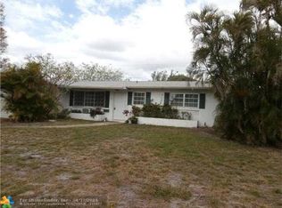 541 SW 72nd Ave, Pembroke Pines, FL 33023