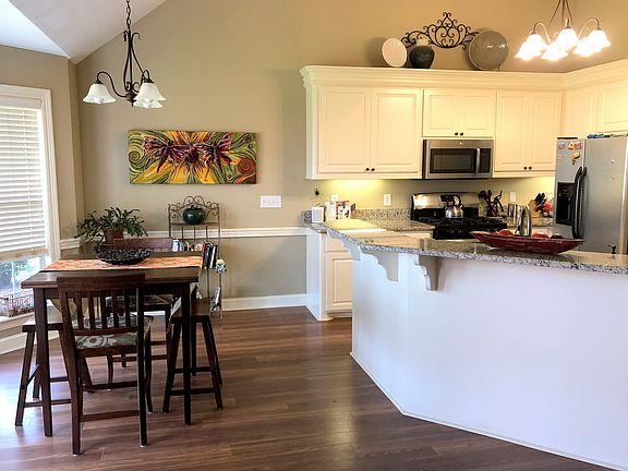 4th image of 603 Wildberry Dr