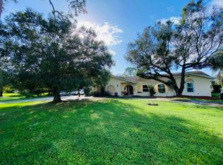 225 31st Ave SW, Vero Beach, FL 32968