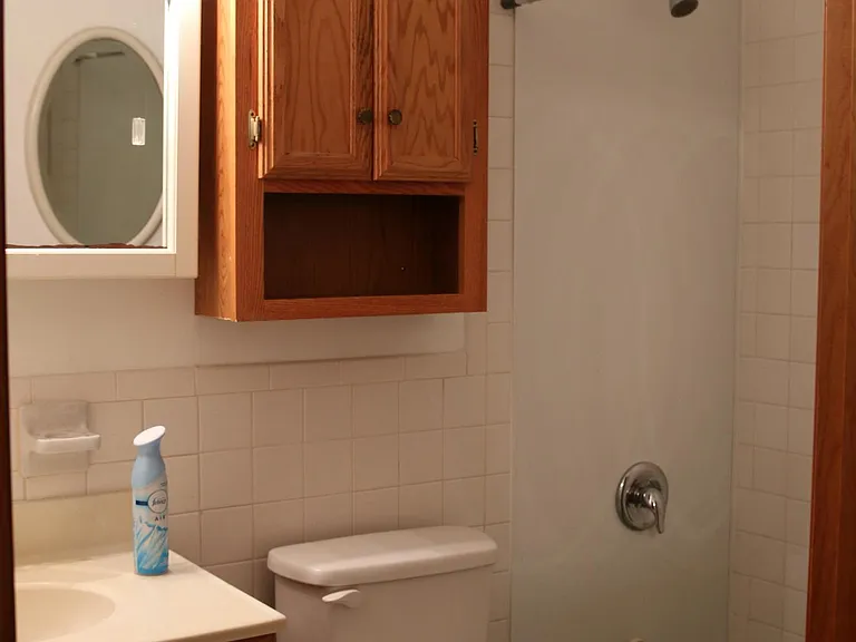Full Bath