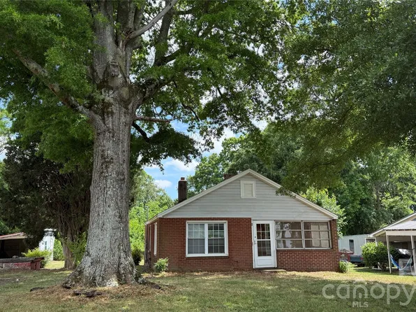 1717 Shelby Rd, Kings Mountain, NC 28086