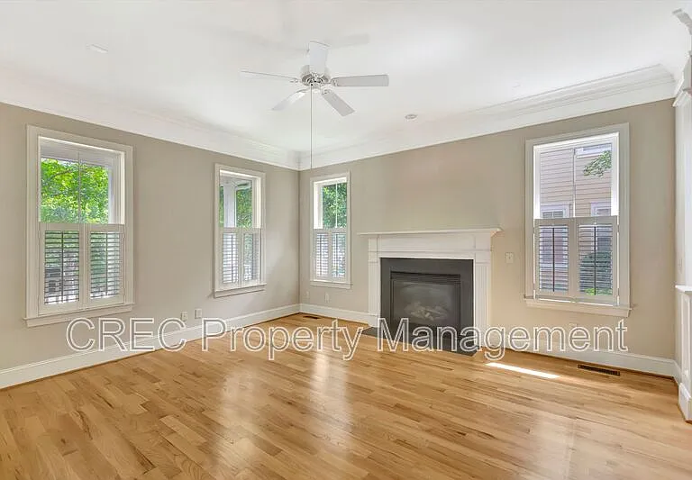 1705 Doldridge St — Photo 8