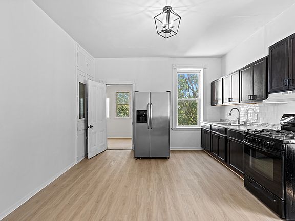 3rd image of 3624 Tennessee Ave Floor 2