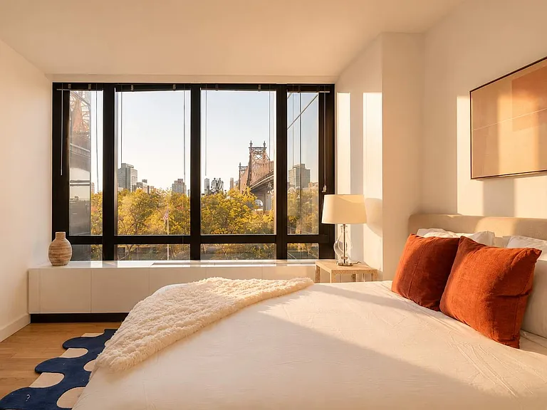 1113 York Ave #3B — Photo 11