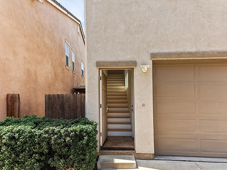 2820 Hawaiian Petrel Ave #ADU — Photo 6