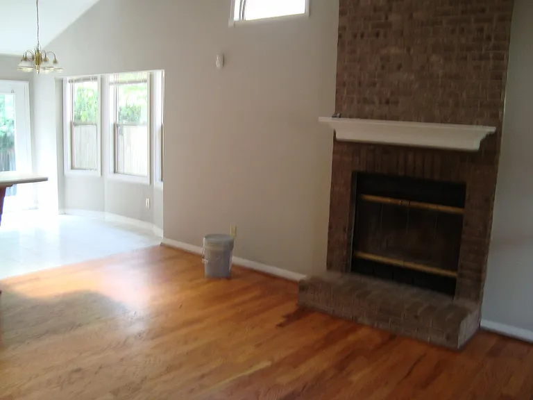 285 Shoreside Dr — Photo 2