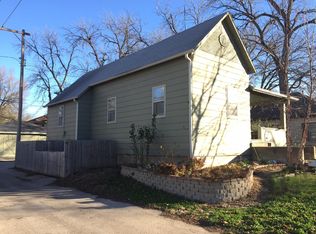 413 S Manhattan Ave, Manhattan, KS 66502