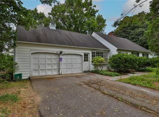 24 Moreland Ave, Bethlehem, PA 18017