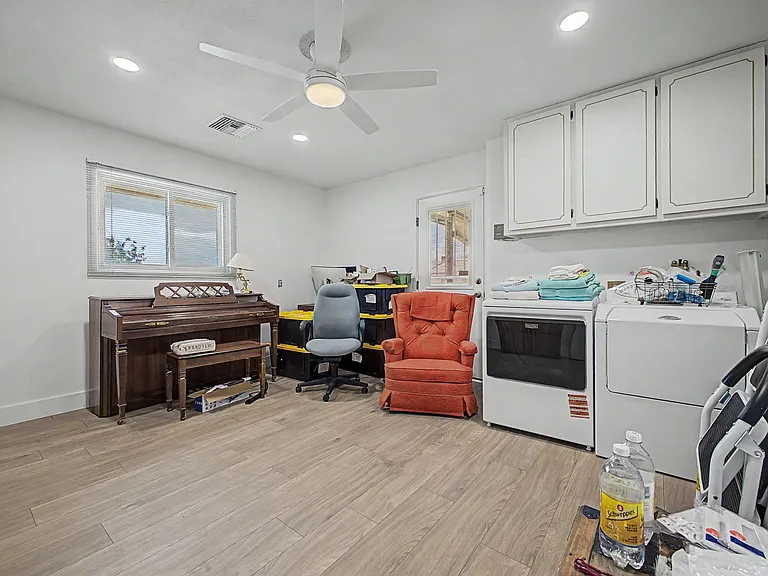 13222 W Kodiak Dr — Photo 9