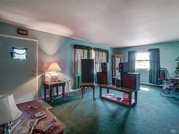 4th image of 3973 Westmont Pl