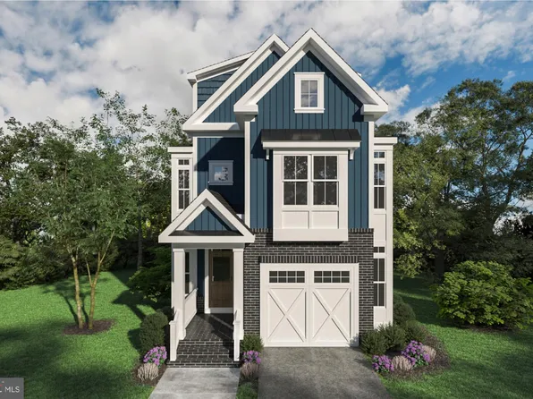 1108 Gladstone Pl, Alexandria, VA 22308