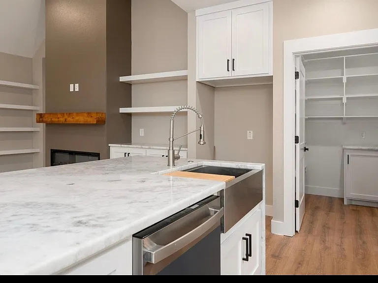 4808 Dry Creek Rd — Photo 10