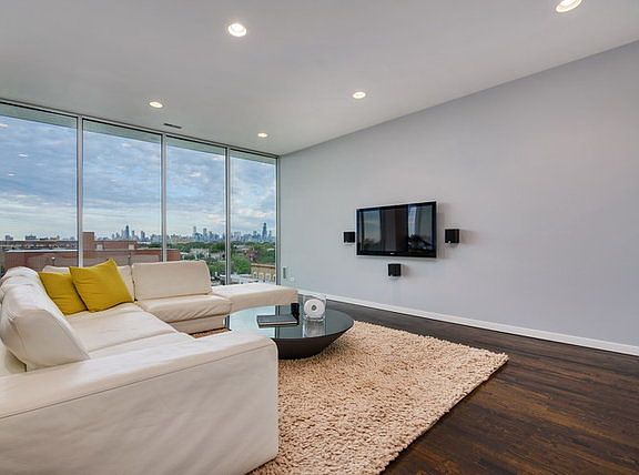 3rd image of 2800 W North Ave #603