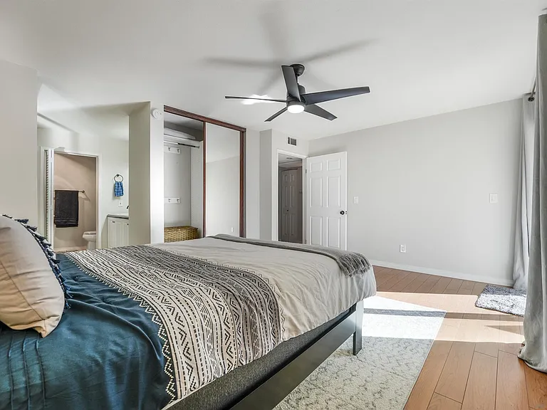 6747 Friars Rd #113 — Photo 13