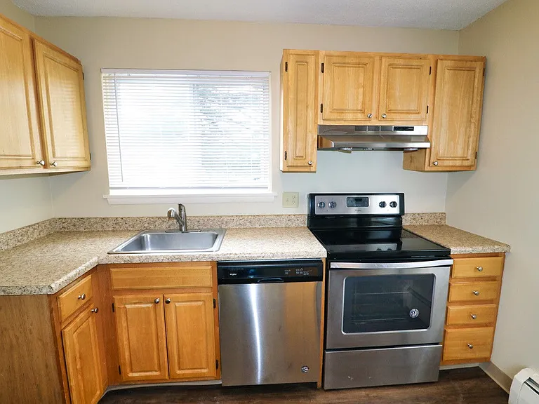 Mill Pond Village — Photo 15