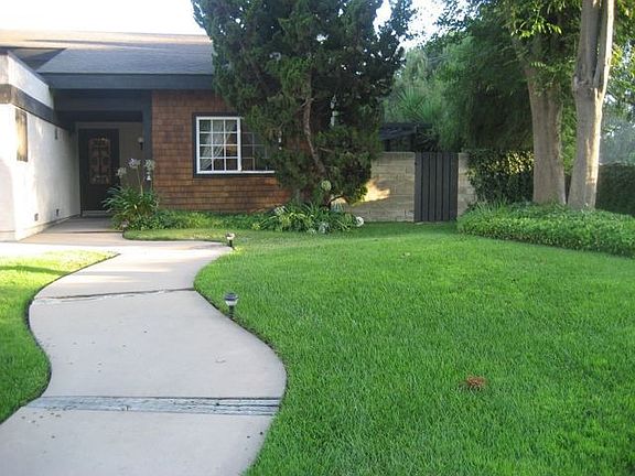 3rd image of 3722 Spanish Gate Dr