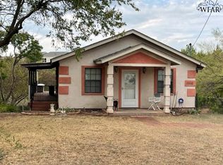 1926 Pawhuska Dr, Wichita Falls, TX 76309