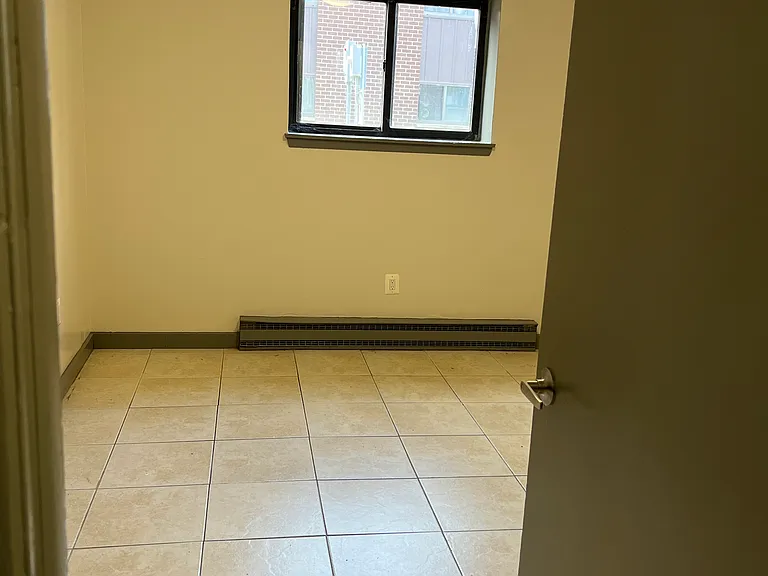131 Clinic Dr #107 — Photo 5