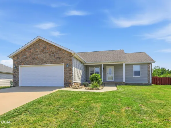 1225 Elm Ct, Webb City, MO 64870