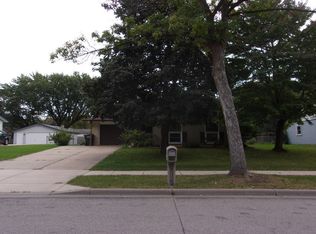 10641 Wren St NW, Coon Rapids, MN 55433