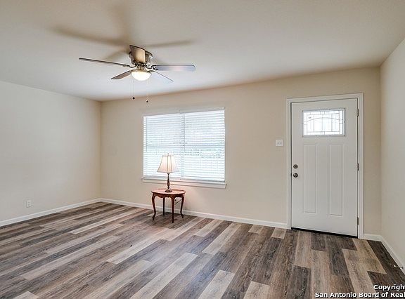 3rd image of 179 Dafoste Ave