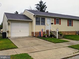 8 Academy St, Hanover, PA 17331