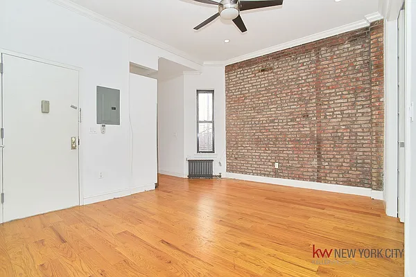 Rented by Keller Williams NYC | media 19