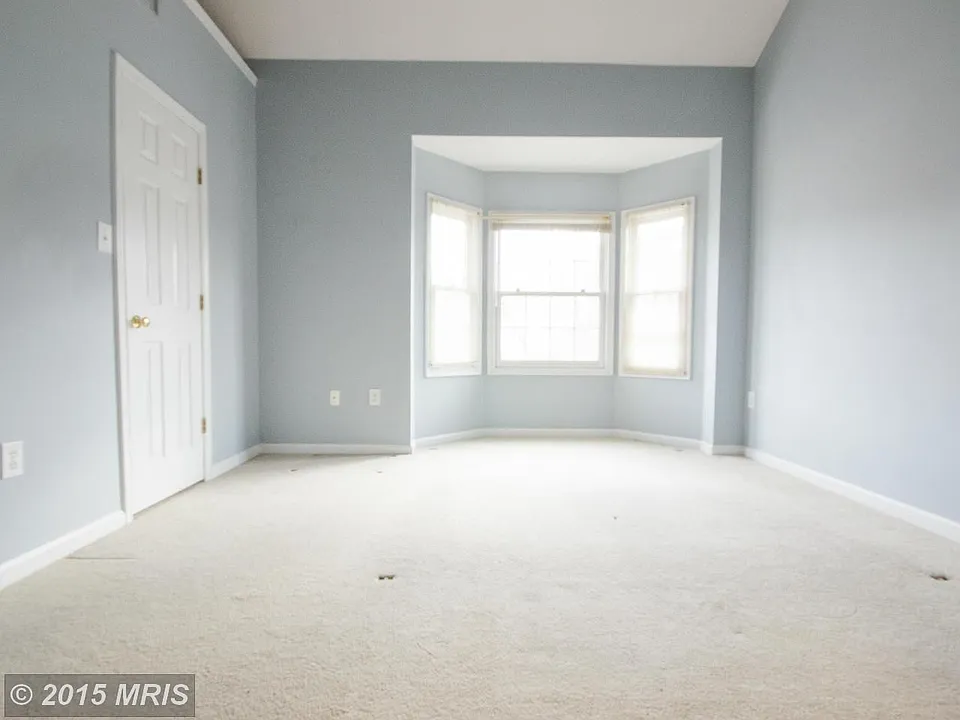 Master suite on 2nd upper level