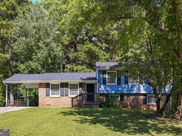 2472 Hartford Dr, Ellenwood, GA 30294