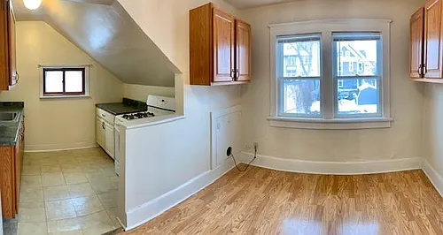 1522 N Van Buren St #UPPER Photo 1