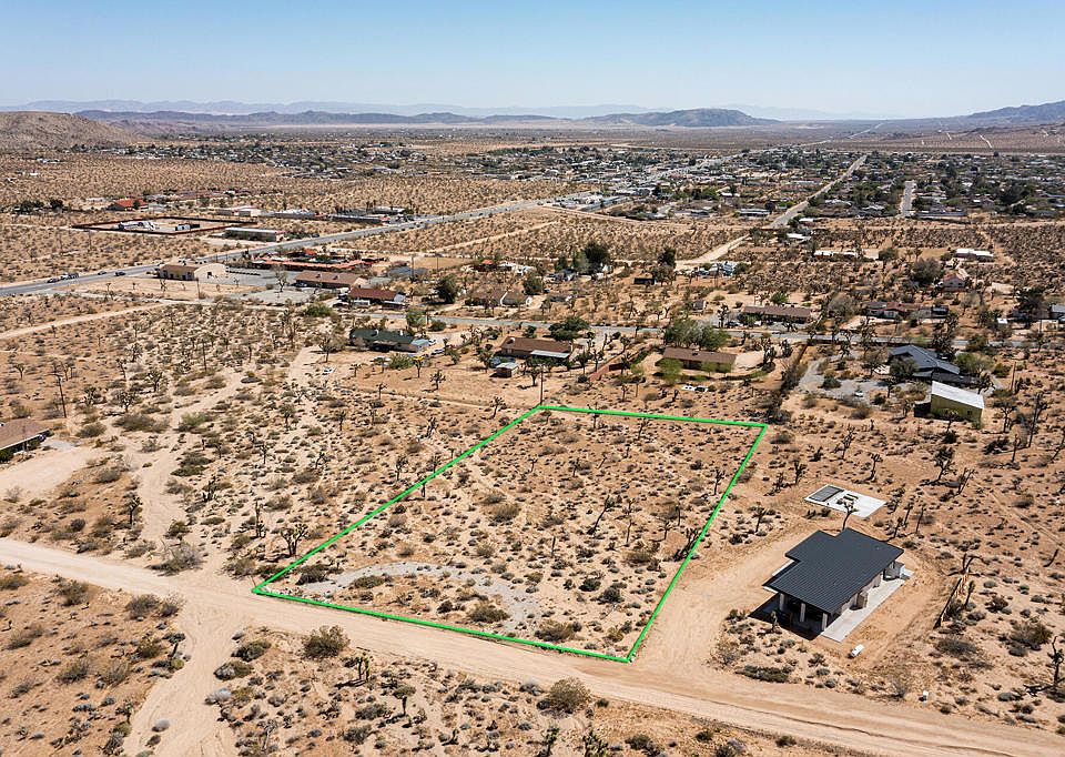 1st image of 6655 Saddleback Rd