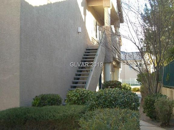 2nd image of 2053 Quartz Cliff St Unit 202
