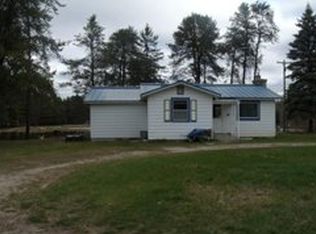 10012 Big Pine St, Atlanta, MI 49709
