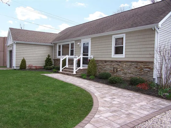 85 Southern Boulevard, Nesconset, NY 11767