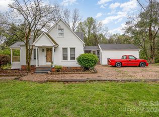 2506 Hickory Ave, Concord, NC 28027
