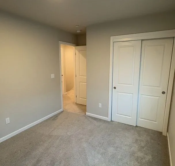505 S Summit St #101-104 — Photo 12