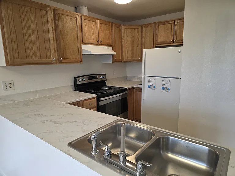 3110 S 216th St #D1 — Photo 7