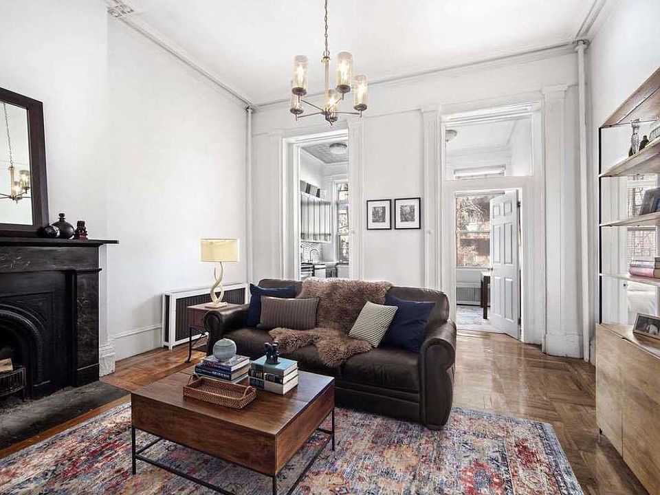 1st image of 271 W 11th St #3AB
