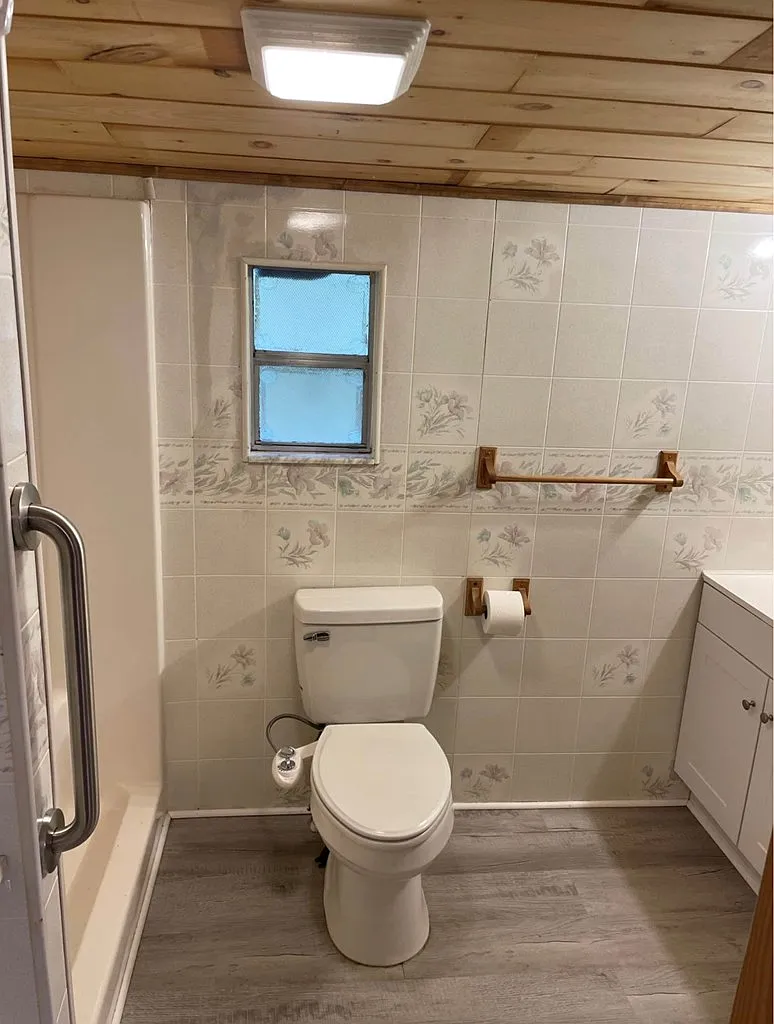 3 bed, 2.0 bath, $2,000 — Photo 2
