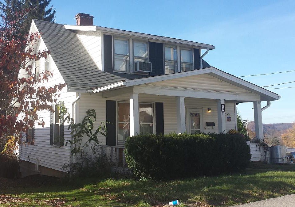 1st image of 18 Linden St