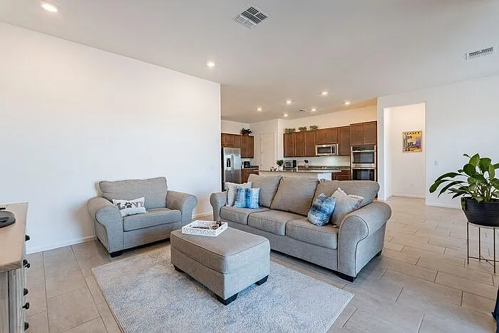 12442 N Appling Ave — Photo 10