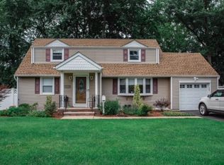 36-15 Lindsay Rd, Fair Lawn, NJ 07410