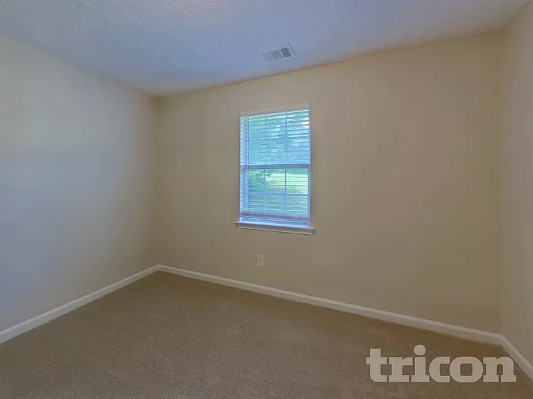 45 Brighton Dr — Photo 14