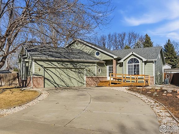2nd image of 1105 Country Acres Dr