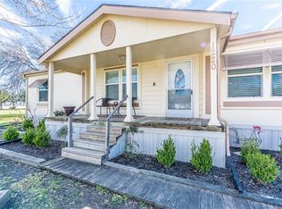 1220 E Winningkoff Rd, Lucas, TX 75002